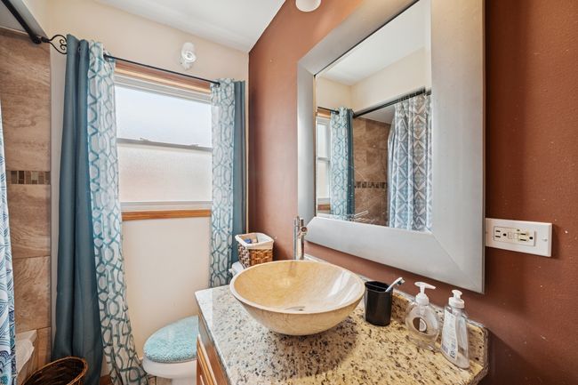 15320 Evers St, House other with 3 bedrooms, 2 bathrooms and 2 parking in Dolton IL | Image 11