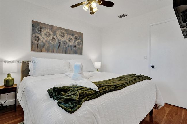 2320 Sw 36 Th Ave, House other with 6 bedrooms, 5 bathrooms and null parking in Fort Lauderdale FL | Image 16