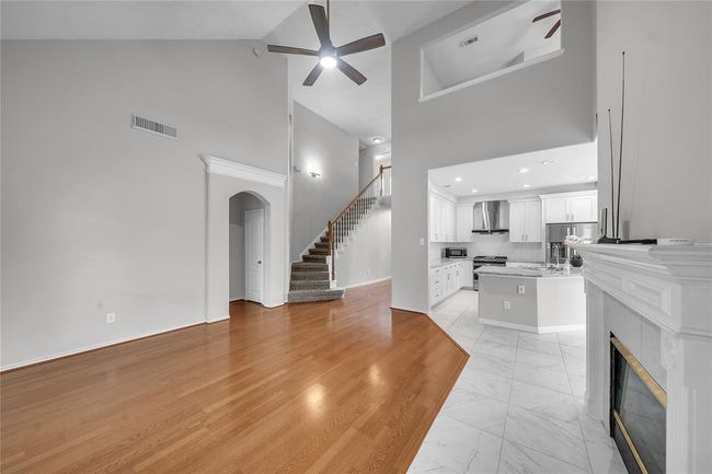 2426 Hanston Ct, House other with 4 bedrooms, 3 bathrooms and 2 parking in Pearland TX | Image 10