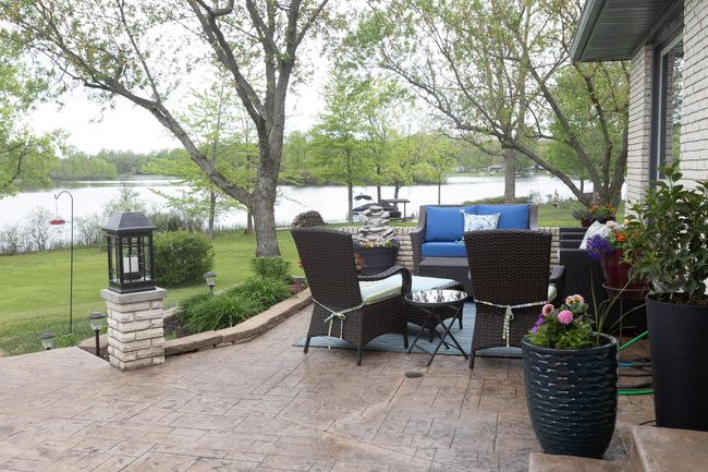 47233 County Road 380, House other with 5 bedrooms, 3 bathrooms and null parking in Grand Junction MI | Image 32