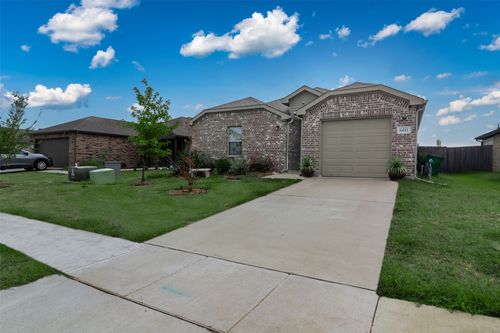 6411 Graceland Dr, Greenville, TX, 75402-7616 | Card Image