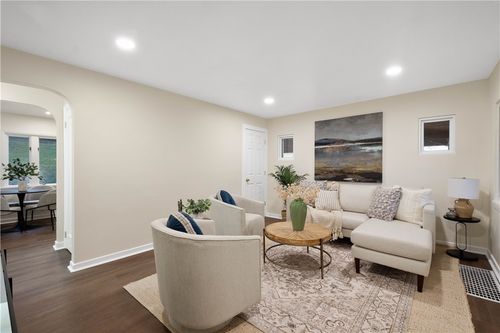 5617 Saltsburg Rd, Verona, PA, 15147-3209 | Card Image