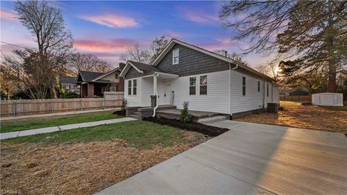 615 Atwater St, Burlington, NC, 27215-3601 | Card Image