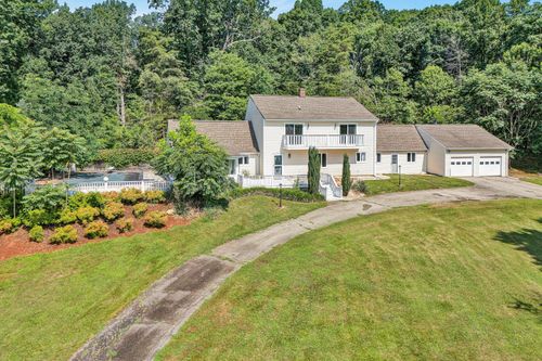 581 Windfield Ln, Wirtz, VA, 24184-4046 | Card Image