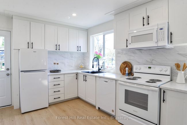 1036 Bagley Rd, House other with 2 bedrooms, 1 bathrooms and 7 parking in Severn Bridge ON | Image 8