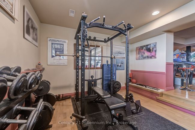 8 Willow Dr, House other with 5 bedrooms, 4 bathrooms and 3 parking in Tiny ON | Image 34