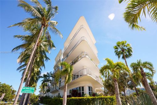 516-2001 Meridian Ave, Miami Beach, FL, 33139-1552 | Card Image