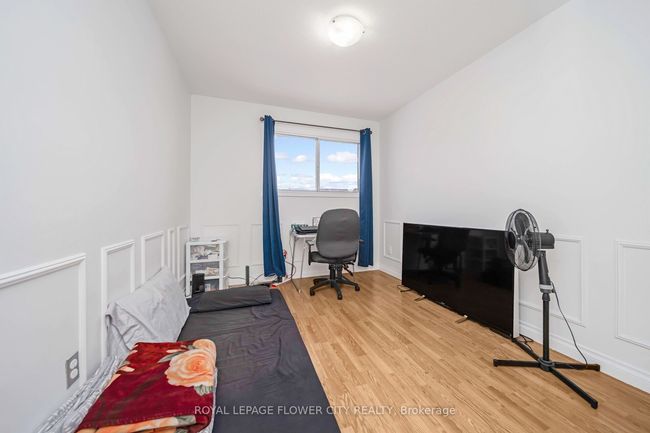 433 Hansen Rd N, House other with 4 bedrooms, 3 bathrooms and 2 parking in Brampton ON | Image 19