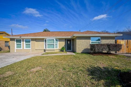 247 E Janisch Rd, Houston, TX, 77022-2437 | Card Image