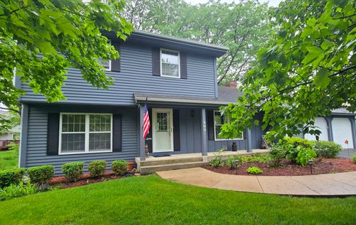 400 Seafarer Dr, Third Lake, IL, 60030-2609 | Card Image