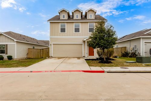 772 Circle Way, Jarrell, TX, 76537-1924 | Card Image