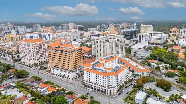 APT-718 - 2030 S Douglas Rd, Condo with 2 bedrooms, 2 bathrooms and null parking in Coral Gables FL | Image 34