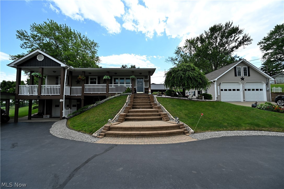 Carroll Rd, East Liverpool, OH 43920