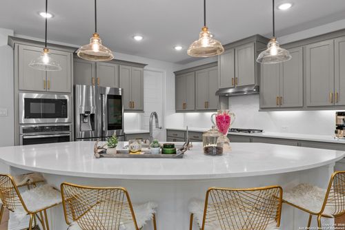 8517 Dana Elms, Boerne, TX, 78015-5105 | Card Image