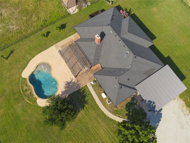 601 County Road 3525, Home with 3 bedrooms, 3 bathrooms and null parking in Paradise TX | Image 37