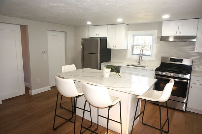 R - 301 Concord Rd, House other with 1 bedrooms, 1 bathrooms and 2 parking in Wayland MA | Image 6