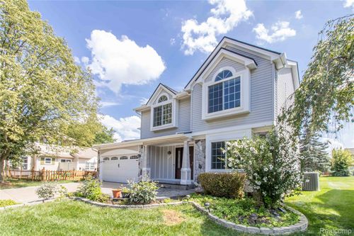 47302 Butler Ln, Novi, MI, 48374-3450 | Card Image