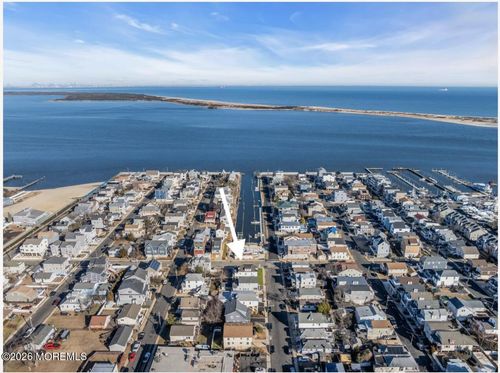 52 Washington Ave, Highlands, NJ, 07732-1532 | Card Image