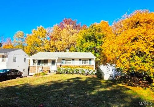 13 Barto Dr, Saint Louis, MO, 63135-1002 | Card Image