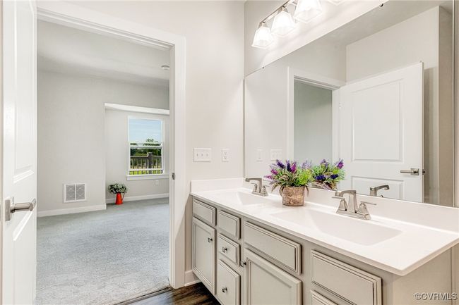 PRIMARY BATHROOM | Image 7