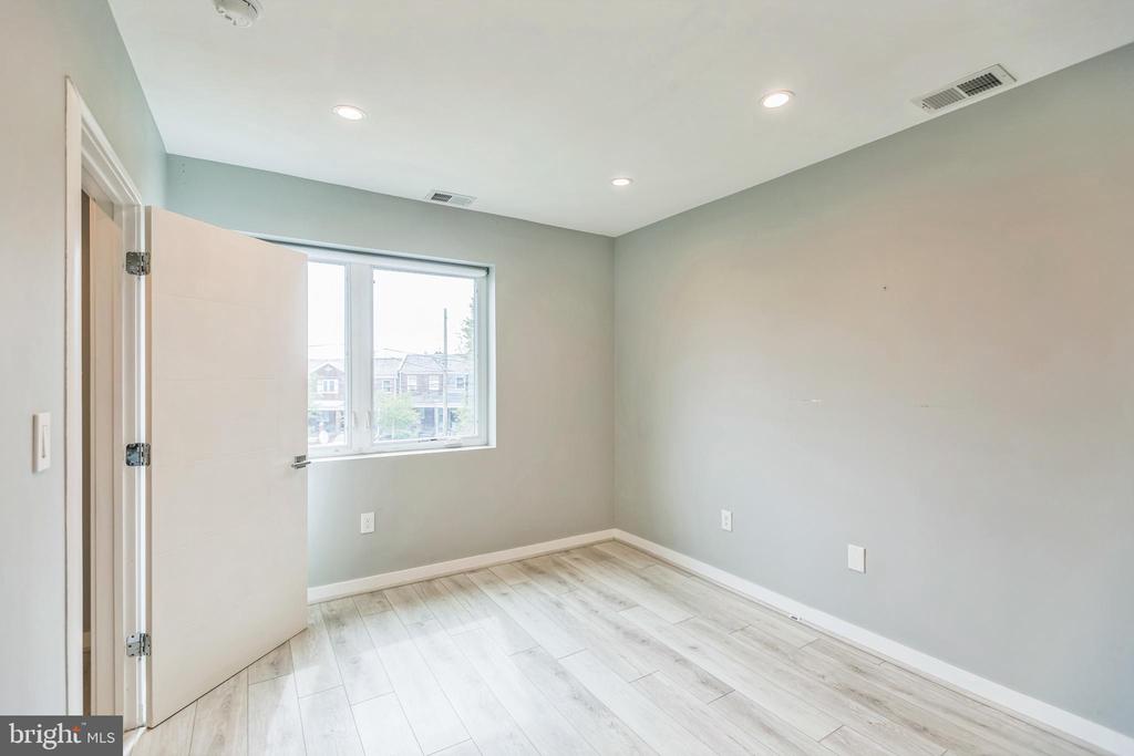 Residential in WASHINGTON 5