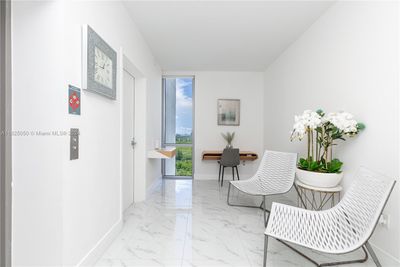 1701 - 16385 Biscayne Blvd, Condo with 3 bedrooms, 3 bathrooms and null parking in North Miami Beach FL | Image 3