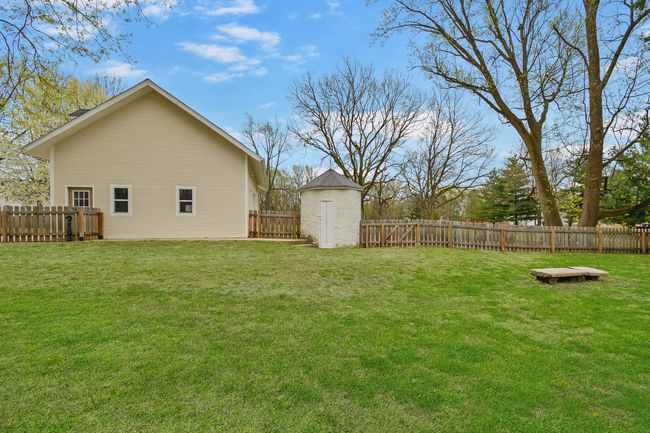 1005 Hovey Ave, House other with 3 bedrooms, 4 bathrooms and 11 parking in Normal IL | Image 76