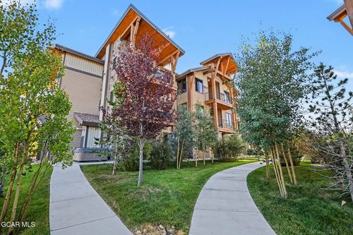 a303-16 Springview Ln, Fraser, CO, 80442-5179 | Card Image