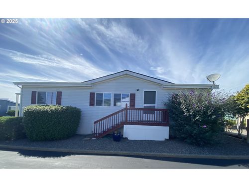 15-98042 W Benham Ln, Brookings, OR, 97415-7502 | Card Image