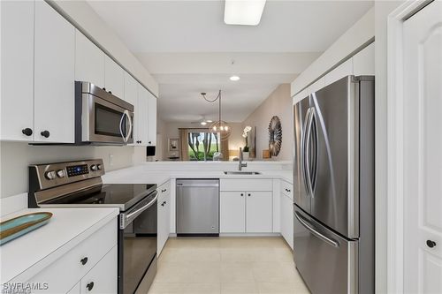 unit-4105-9350 Highland Woods Blvd, BONITA SPRINGS, FL, 34135-2334 | Card Image