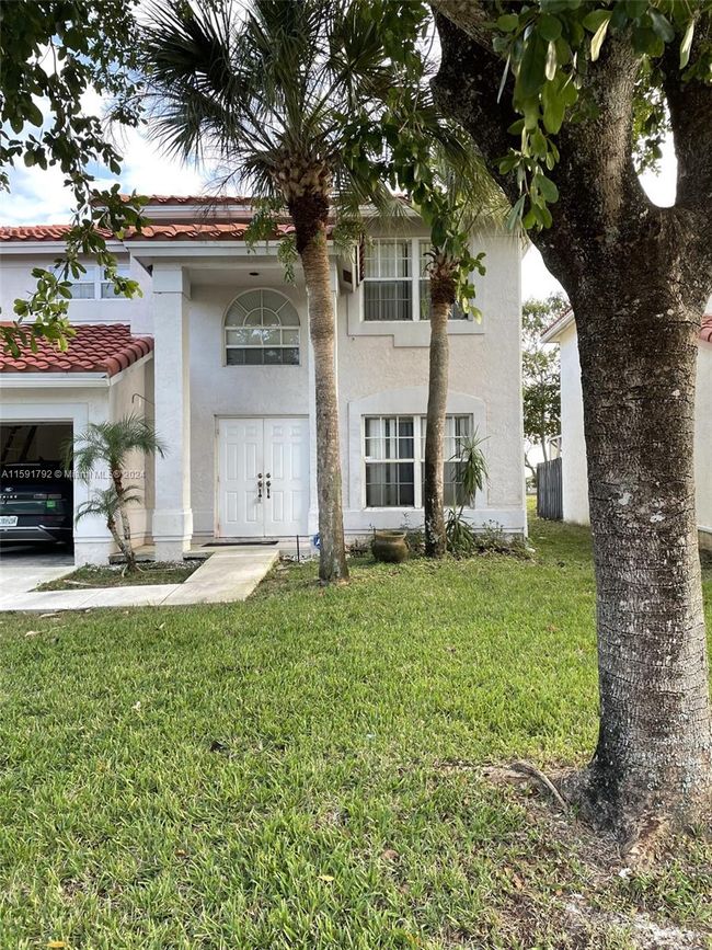 10664 Oak Lake Way, House other with 4 bedrooms, 2 bathrooms and null parking in Boca Raton FL | Image 8