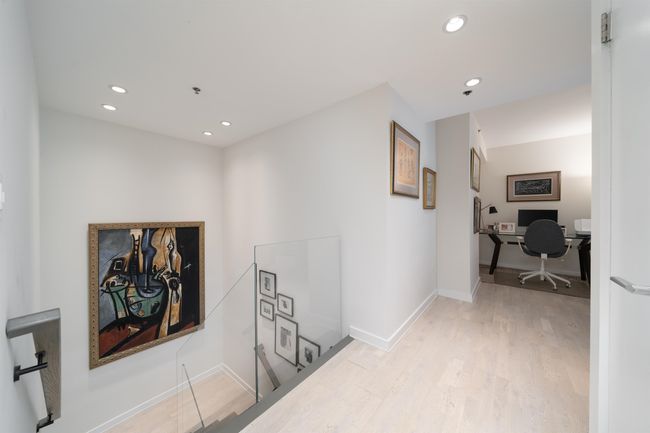 APT-103 - 2 Constitution Ct, Condo with 3 bedrooms, 3 bathrooms and null parking in Hoboken NJ | Image 16