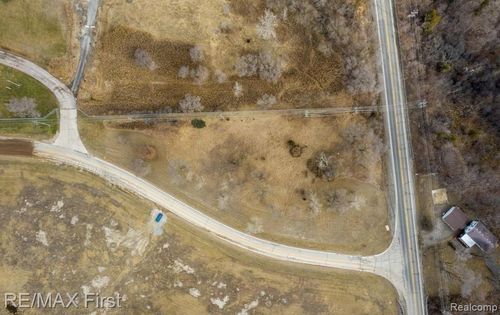 000 School Road, Rochester Hills, MI, 48307 | Card Image