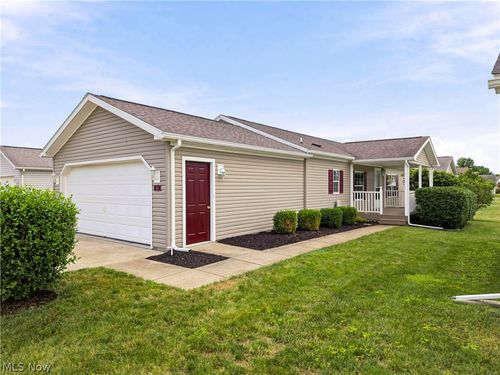 313 Gemini Dr, Dover, OH, 44622-8617 | Card Image