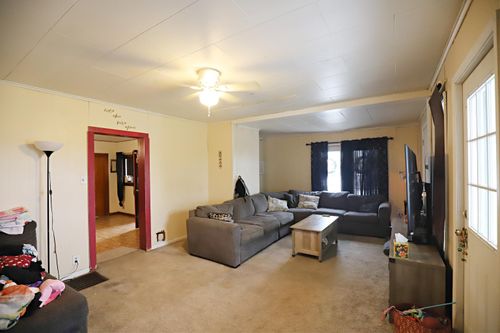 12803 Brady Rd, Chesaning, MI, 48616-8501 | Card Image
