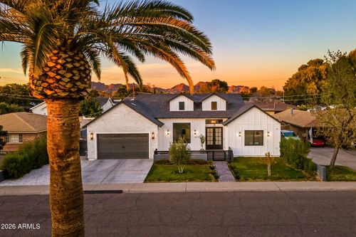 3810 E Clarendon Ave, Phoenix, AZ, 85018-5210 | Card Image