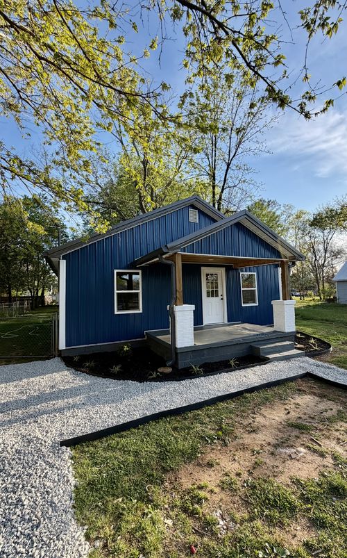 509 3rd St, Lawrenceburg, TN, 38464-3430 | Card Image