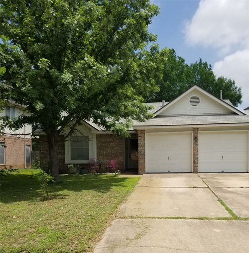 806 Black Locust Dr, Pflugerville, TX, 78660-1800 | Card Image