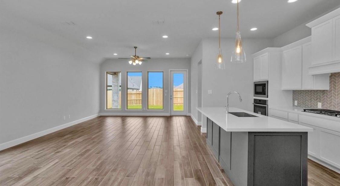 Residential Lease in Magnolia 4