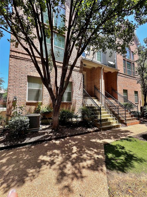 5808 La Vista Dr, Dallas, TX, 75206-7216 | Card Image