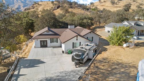 41937 Black Oak Drive, Three Rivers, CA, 93271 | Card Image