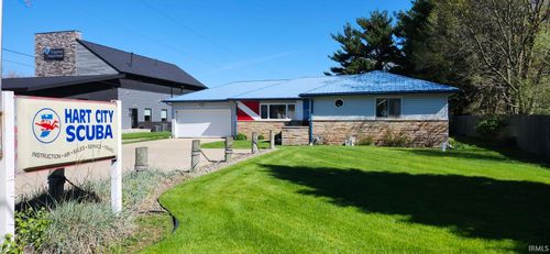 21807 State Road 120, Elkhart, IN, 46516-5385 | Card Image