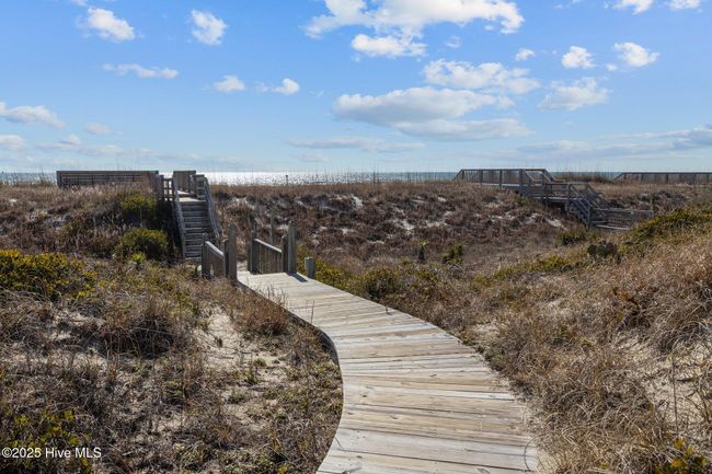A2 - 2913 Pointe West Dr, Condo with 2 bedrooms, 2 bathrooms and null parking in Emerald Isle NC | Image 19