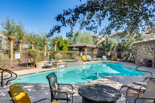 2035 E Heartwood Ln, Phoenix, AZ, 85022-2985 | Card Image