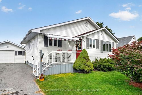 18 Frost Ave, Long Sault, ON, K0C1P0 | Card Image