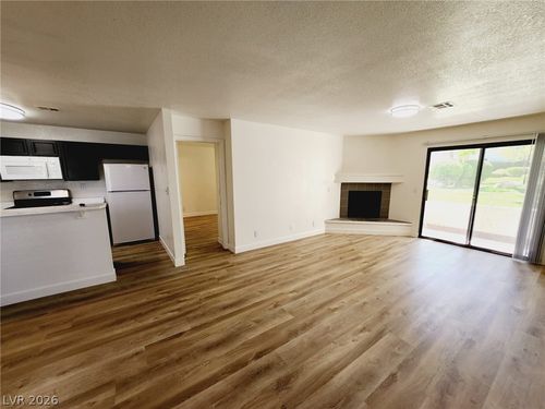 102-2617 S Durango Drive, Las Vegas, NV, 89117 | Card Image