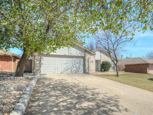 8809 Nw 82nd St, Oklahoma City, OK, 73132-4016 | Card Image