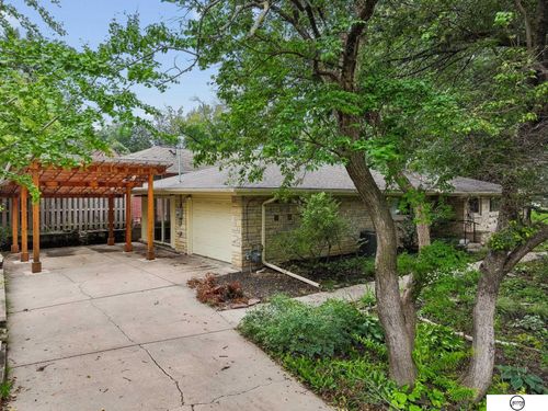1801 Kings Highway, Lincoln, NE, 68502 | Card Image