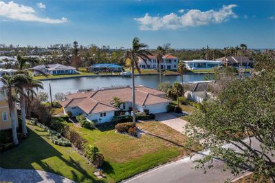 720 Old Compass Road, House other with 3 bedrooms, 3 bathrooms and null parking in Longboat Key FL | Image 1