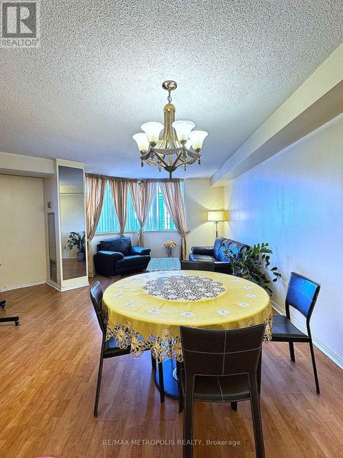 806-234 Albion Rd, Etobicoke, ON, M9W6A5 | Card Image